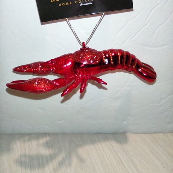 Red Lobster Beach Ornament by Robert Stanley - Picture 2 of 3